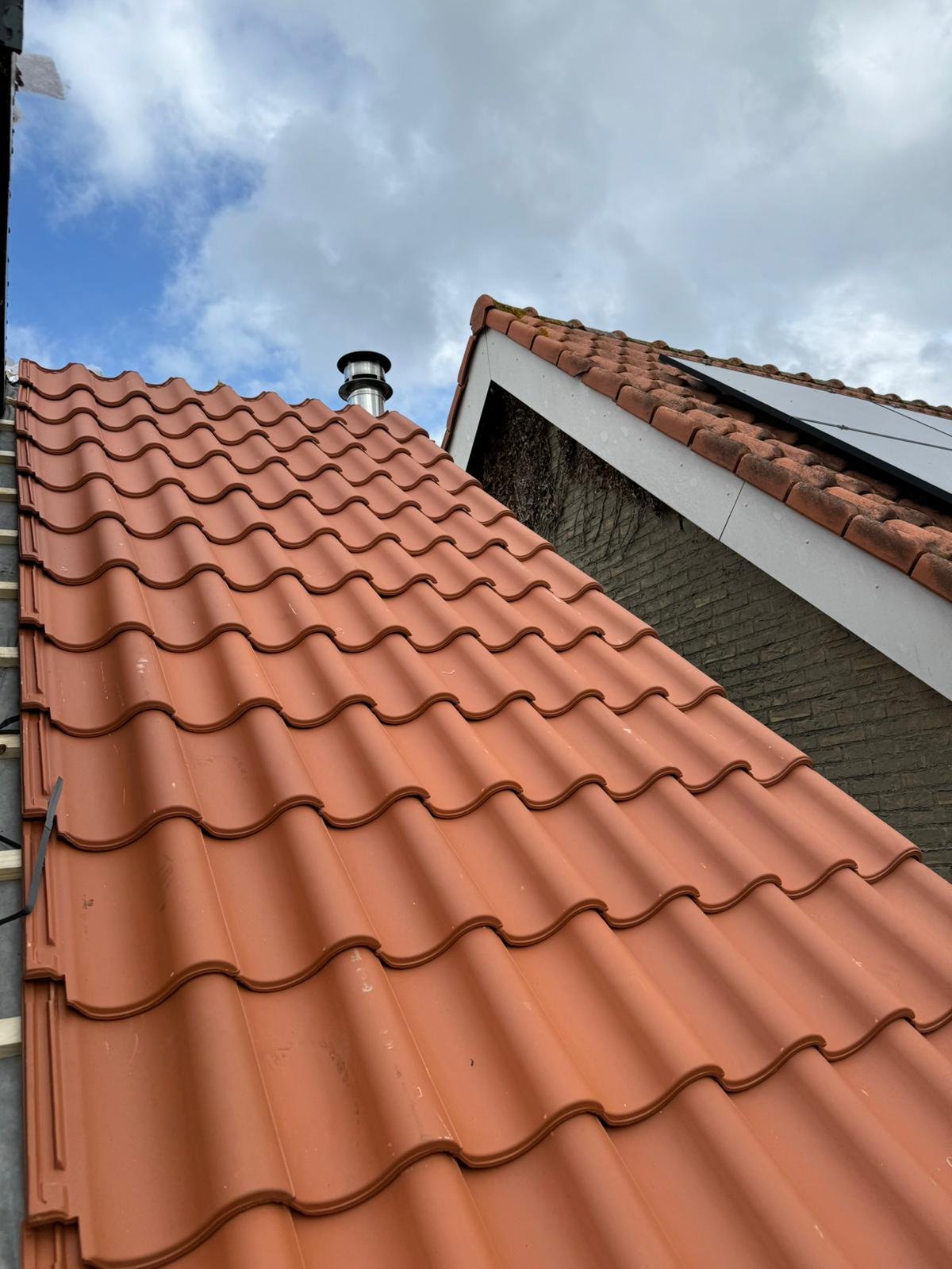 nieuw pannen dak klant